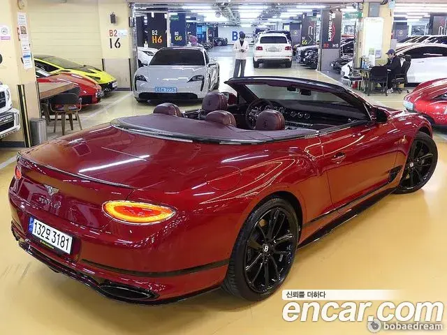 Bentley Continental GT 2020 — ფოტო 5/20