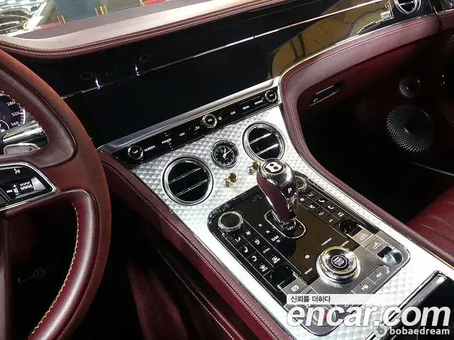 Bentley Continental GT 2020 — ფოტო 19/20