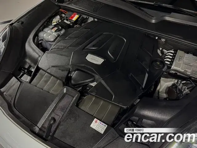 Porsche Cayenne 2021 — Şəkil 16/20