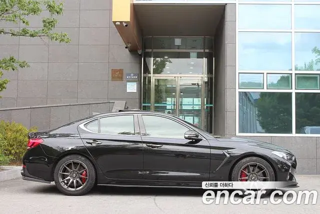 Genesis G70 2019 — Photo 20/20
