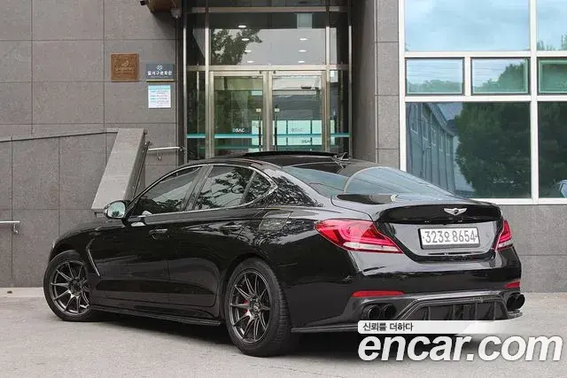 Genesis G70 2019 — Photo 7/20