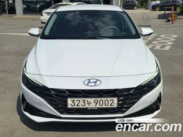 Hyundai The New Avante Hybrid 2020 — ფოტო 2/19