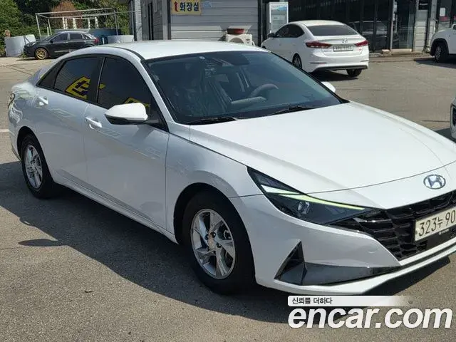 Hyundai The New Avante Hybrid 2020 — ფოტო 3/19