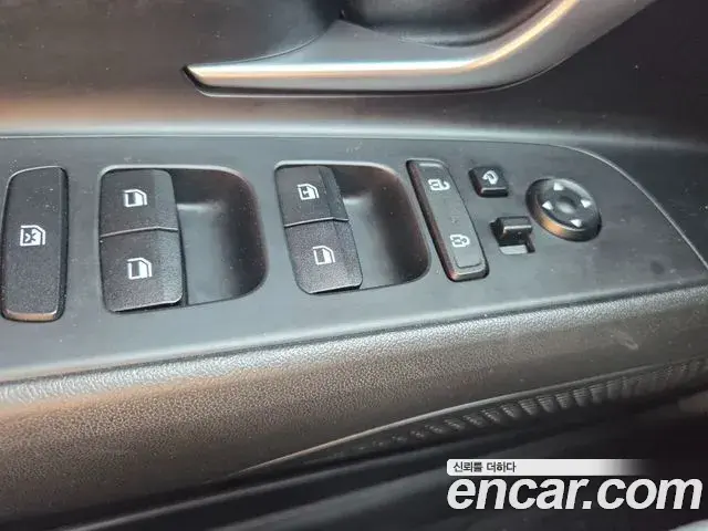 Hyundai The New Avante Hybrid 2020 — ფოტო 17/19