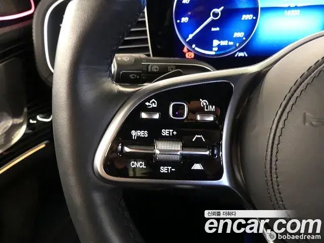 Mercedes-Benz GLS-Class 2022 — Фото 12/20