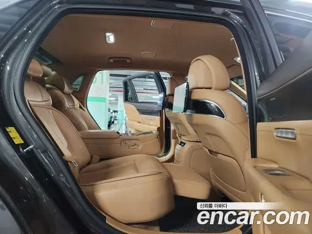 Genesis G90 2022 — Photo 9/20
