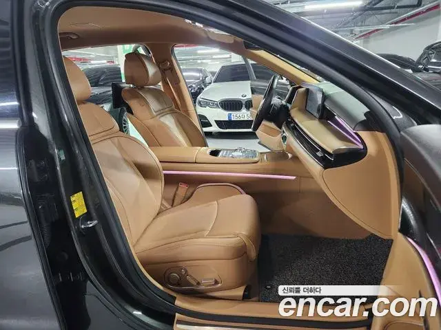 Genesis G90 2022 — Photo 15/20