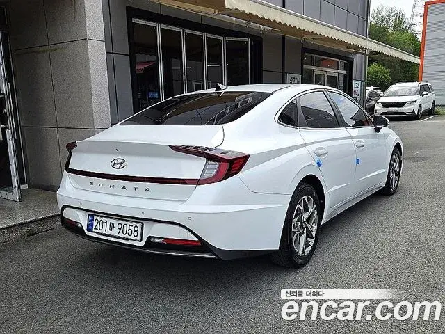 Hyundai Sonata Hybrid 2020 — Şəkil 3/20