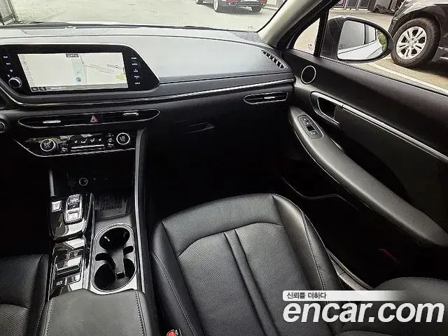 Hyundai Sonata Hybrid 2020 — Şəkil 11/20