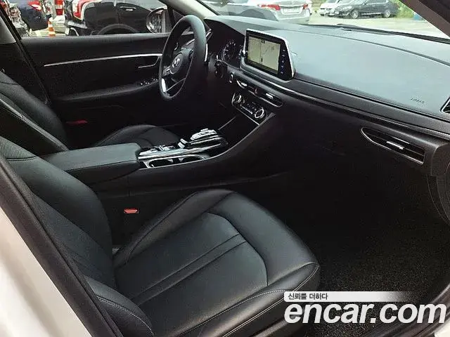 Hyundai Sonata Hybrid 2020 — Şəkil 15/20