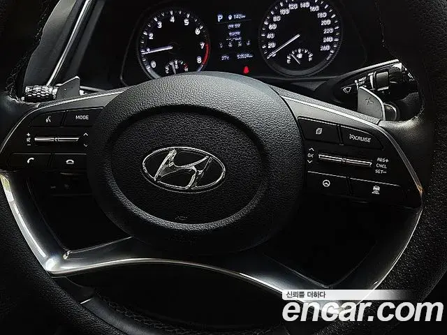 Hyundai Sonata Hybrid 2020 — Şəkil 12/20