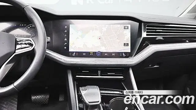 Volkswagen Touareg 2023 — Photo 16/20