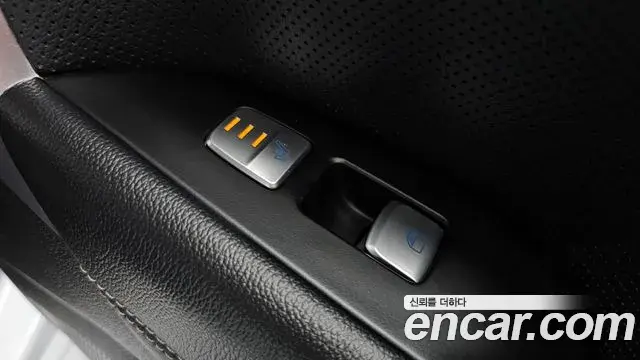 Genesis G70 2019 — Şəkil 16/20