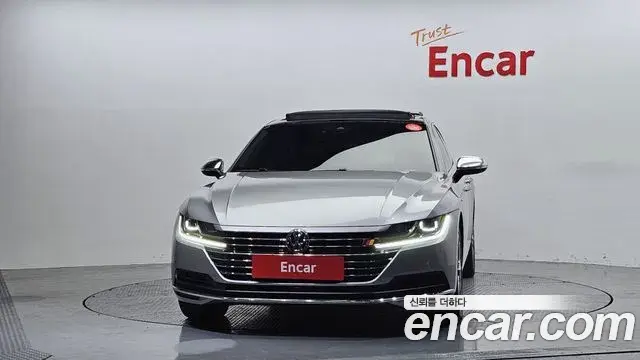 Volkswagen Arteon 2020 — Photo 6/37