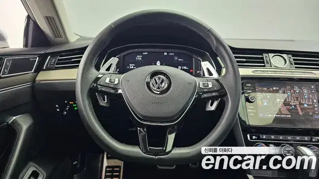 Volkswagen Arteon 2020 — Photo 24/37