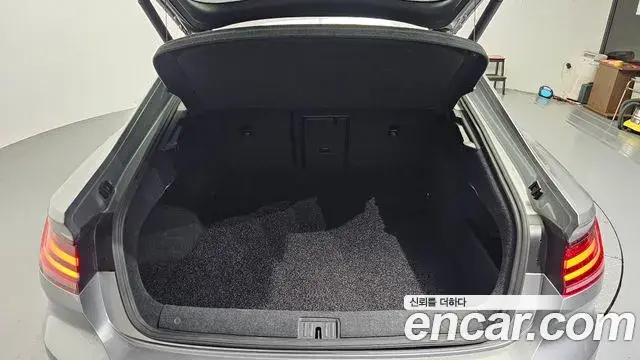 Volkswagen Arteon 2020 — Photo 13/37