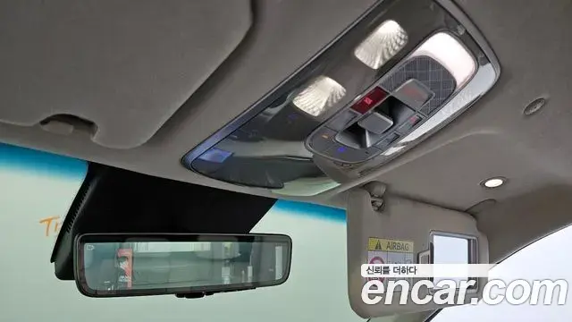 Genesis GV70 2024 — Photo 13/33