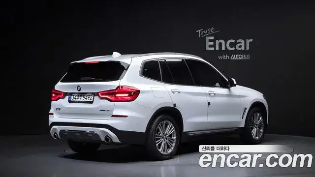 BMW X3 2021 — Şəkil 17/32