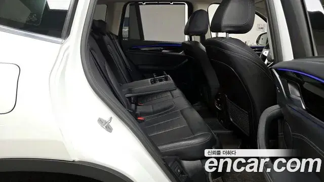 BMW X3 2021 — Şəkil 10/32