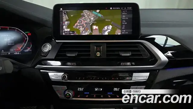 BMW X3 2021 — Şəkil 22/32