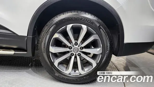 Renault Samsung QM6 2021 — ფოტო 13/27