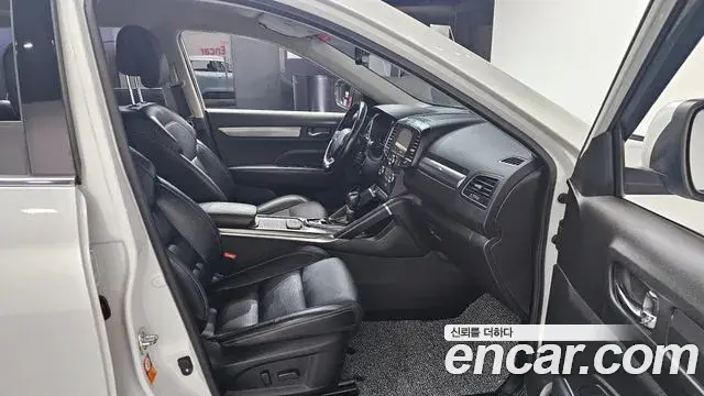 Renault Samsung QM6 2021 — ფოტო 17/27