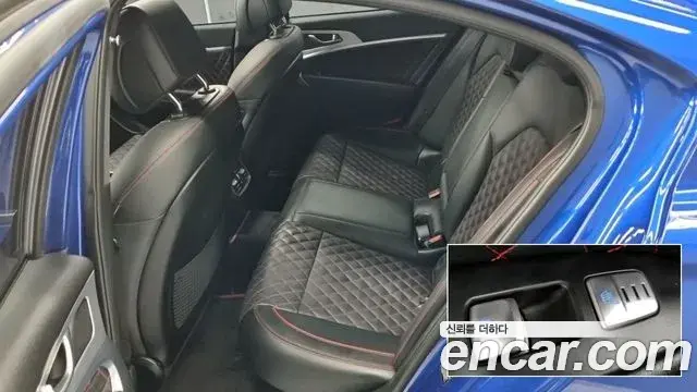 Genesis G70 2018 — Şəkil 13/18