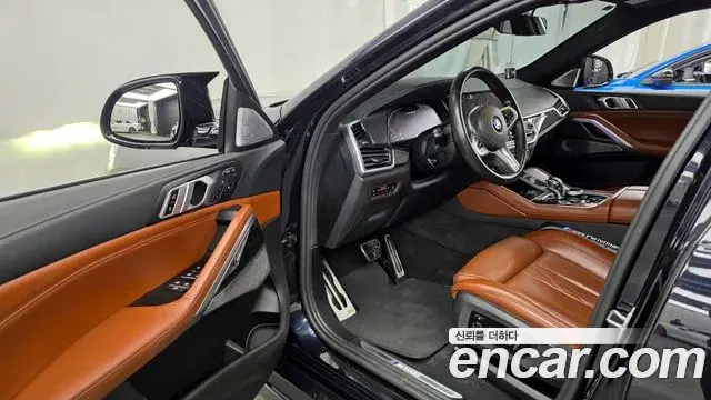 BMW X6 2020 — Фото 10/20
