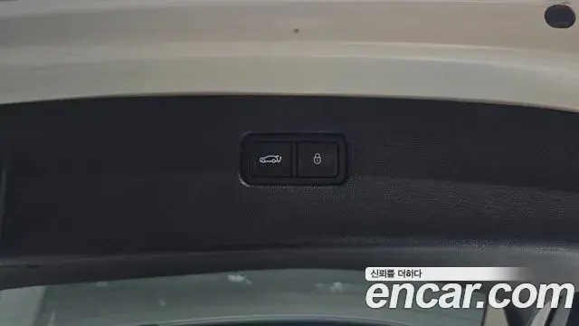 Genesis GV80 2022 — ფოტო 36/40