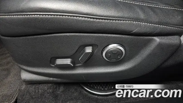 Genesis GV80 2022 — ფოტო 31/40