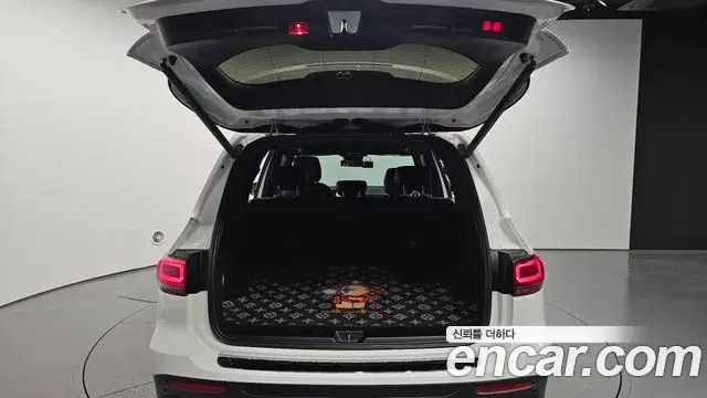 Mercedes-Benz GLB-Class 2021 — ფოტო 20/20