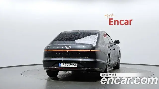 Hyundai Grandeur Hybrid 2023 — ფოტო 1/20