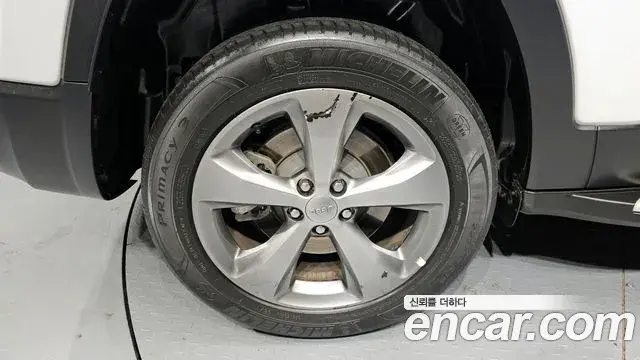 Jeep Cherokee 2020 — Photo 26/33