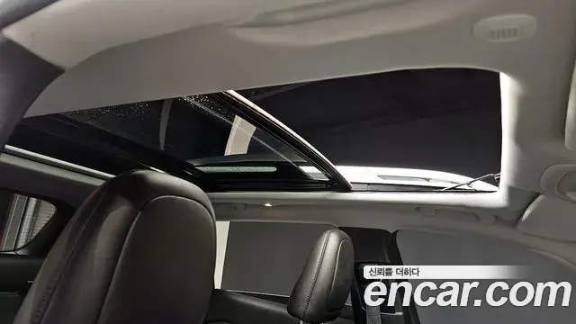 Jeep Cherokee 2020 — Photo 23/33