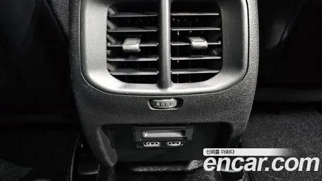 Jeep Cherokee 2020 — Photo 14/33