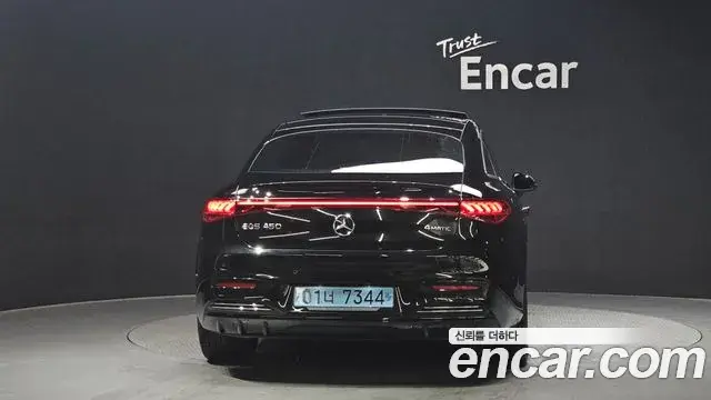 Mercedes-Benz EQS 2022 — Photo 19/36
