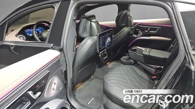 Mercedes-Benz EQS 2022 — Photo 15/36