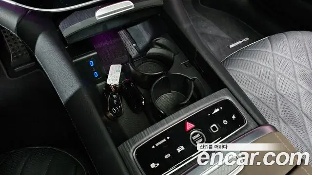 Mercedes-Benz EQS 2022 — Photo 34/36
