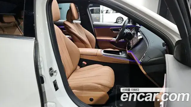 Mercedes-Benz E-Class 2024 — ფოტო 2/31