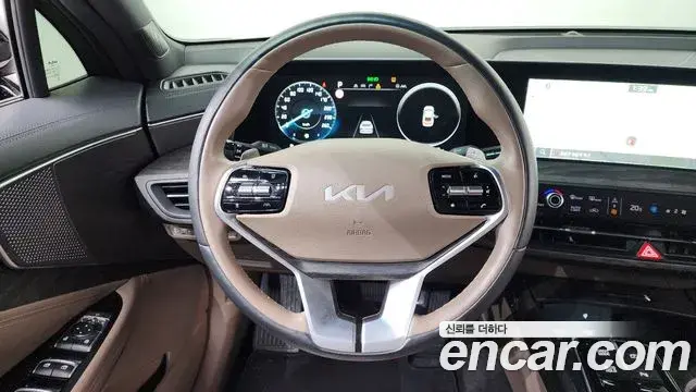 Kia K8 2022 — Photo 12/30