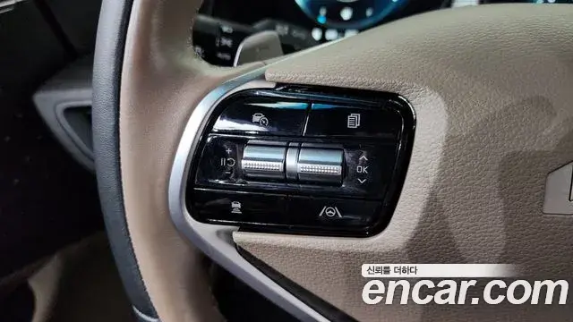 Kia K8 2022 — Photo 7/30