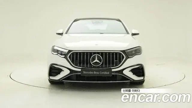 Mercedes-Benz E-Class 2025 — Photo 17/18