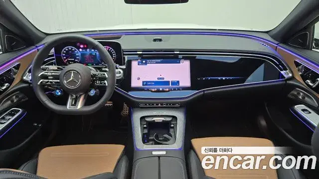 Mercedes-Benz E-Class 2025 — Photo 14/18