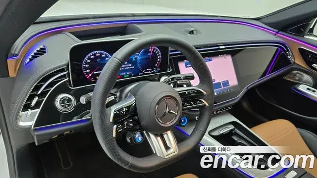 Mercedes-Benz E-Class 2025 — Photo 4/18