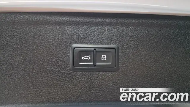 Audi Q5 2020 — Фото 18/20