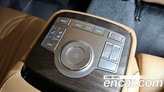 Genesis G80 2021 — Photo 6/20