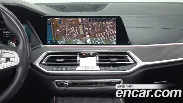 BMW X7 2022 — ფოტო 10/34