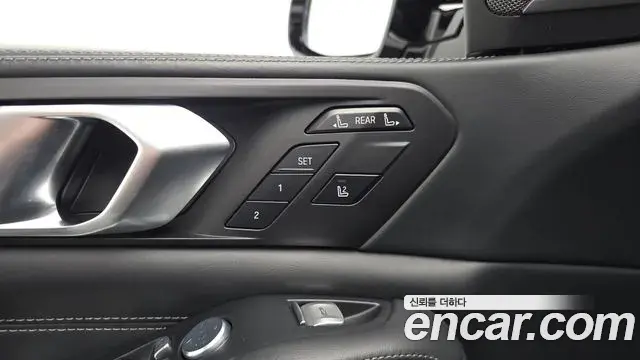 BMW X7 2022 — ფოტო 5/34