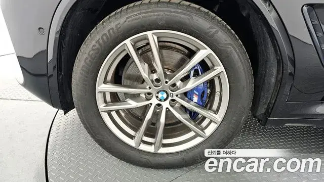 BMW X3 2021 — Şəkil 32/33