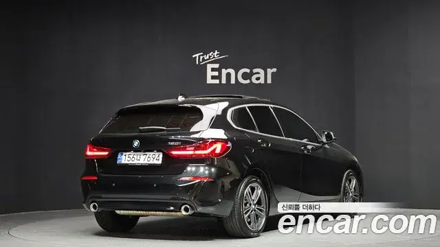 BMW 1 Series 2024 — Şəkil 6/31